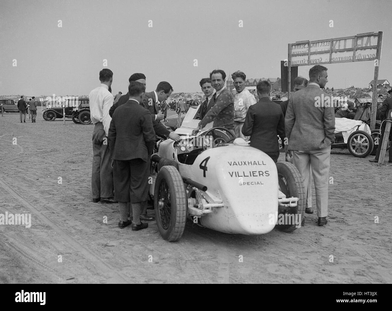 Sand racing 1930s hi-res stock photography and images - Alamy