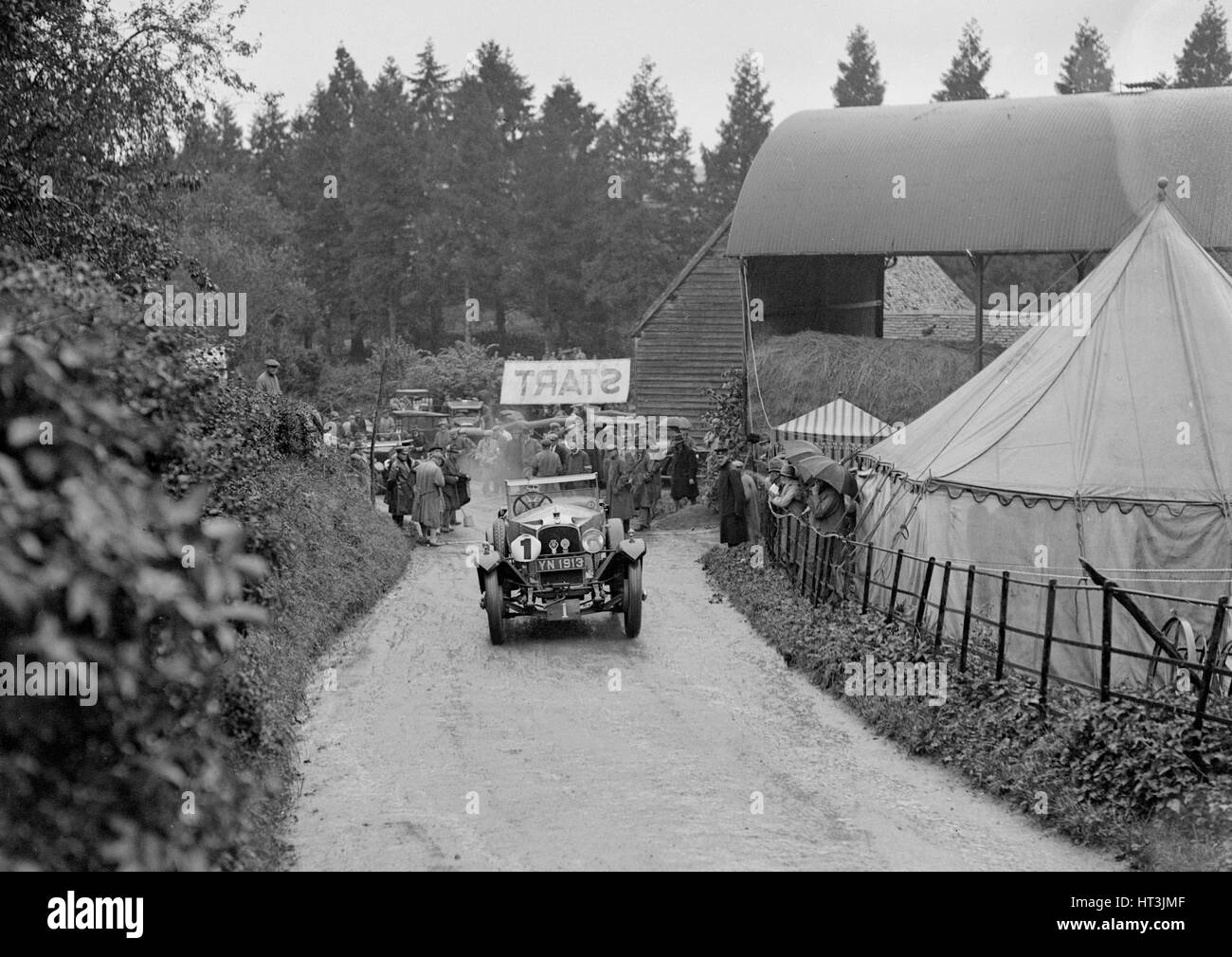 Vauxhall 30/98 of D Tinker competing in the MAC Shelsley Walsh Hillclimb, Worcestershire, 1927. Artist: Bill Brunell. Stock Photo