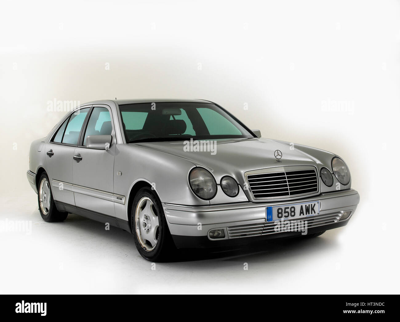 Mercedes 1998 hi-res stock photography and images - Alamy