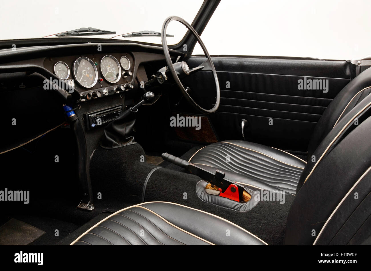 1966 triumph spitfire mk2 artist hi-res stock photography and images ...