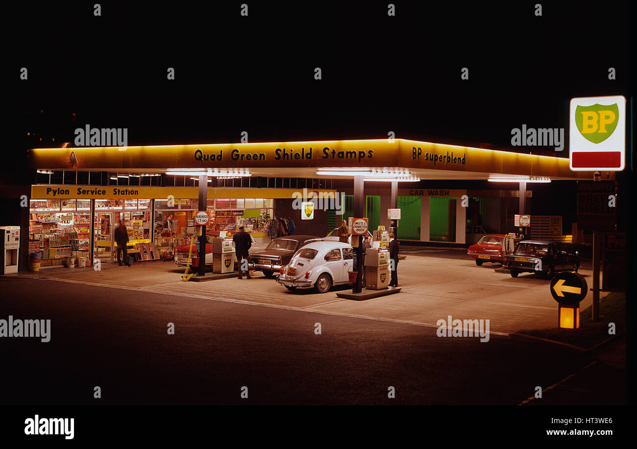 Petrol Station Forecourt Stock Photos Petrol Station Forecourt