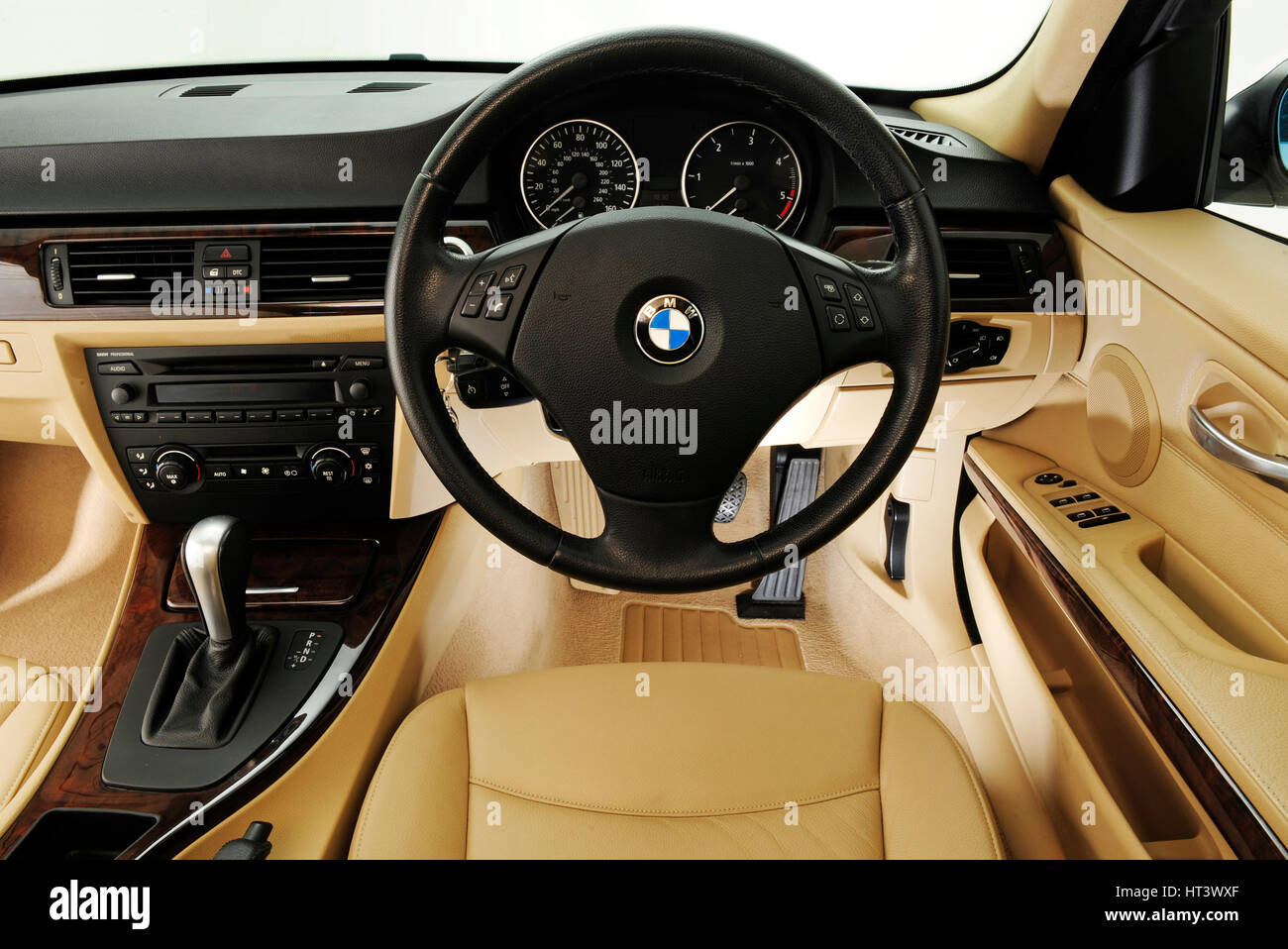 BMW 320d Touring M Sport (F31) rear Stock Photo - Alamy