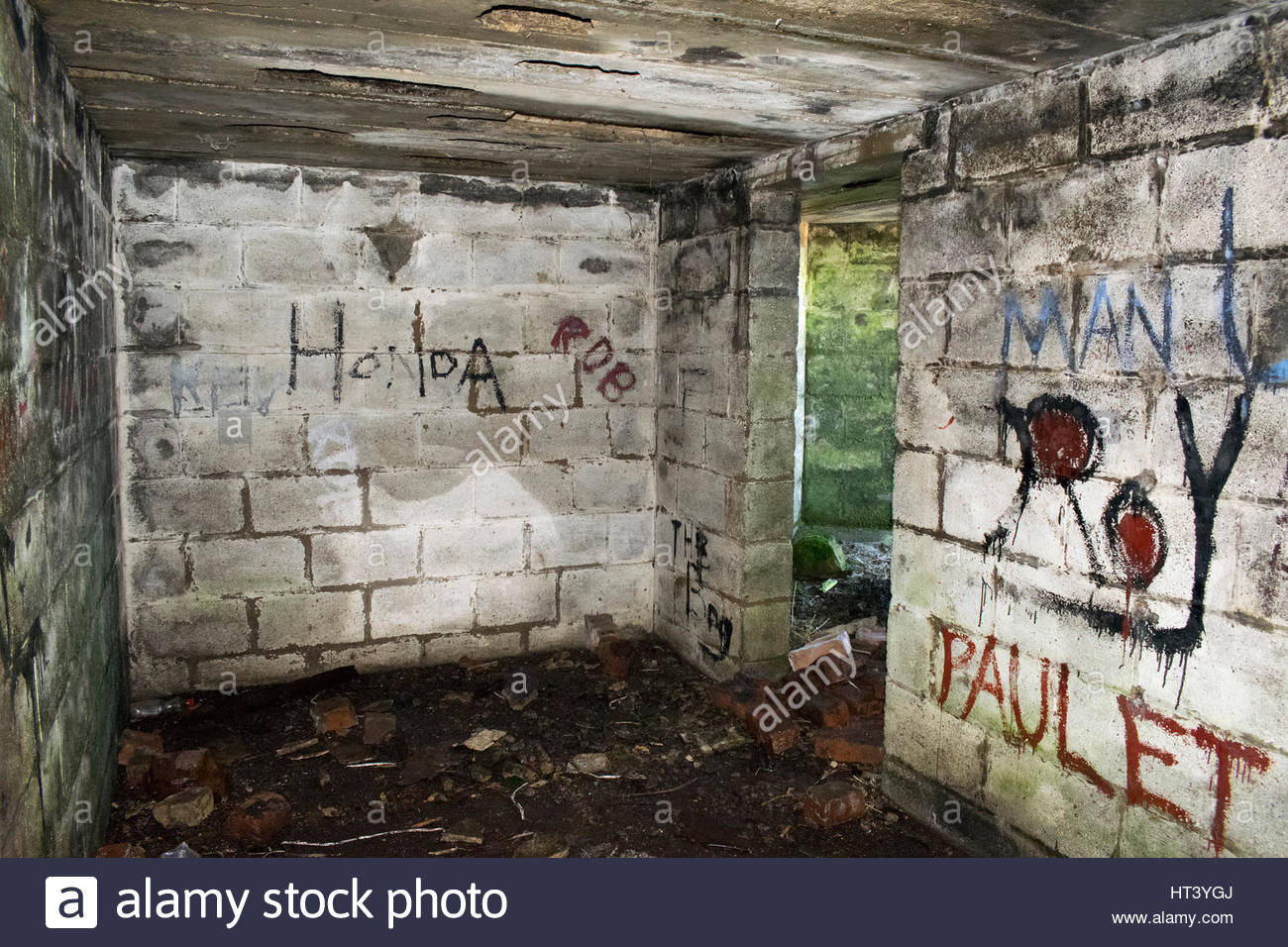The ruins of the anti-aircraft battery 68, Kerch The ruins of the anti-aircraft battery 68, Kerch