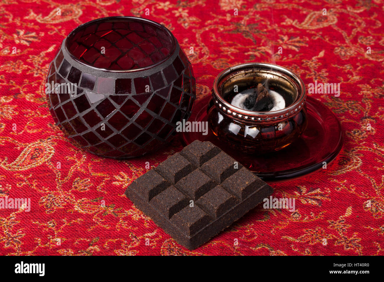 Bakhoor burner hi-res stock photography and images - Alamy