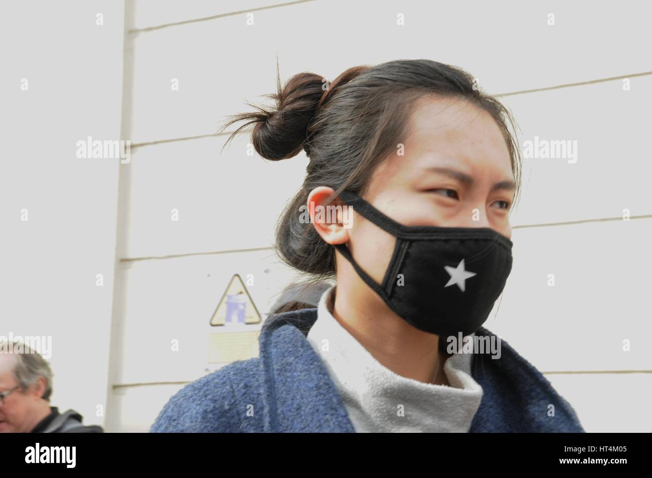 Download Pollution Mask High Resolution Stock Photography And Images Alamy PSD Mockup Templates