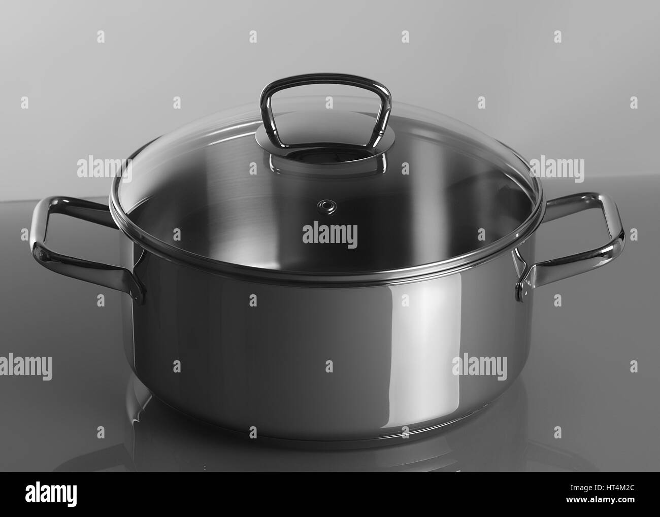 Pot With Handles High Resolution Stock Photography and Images Alamy