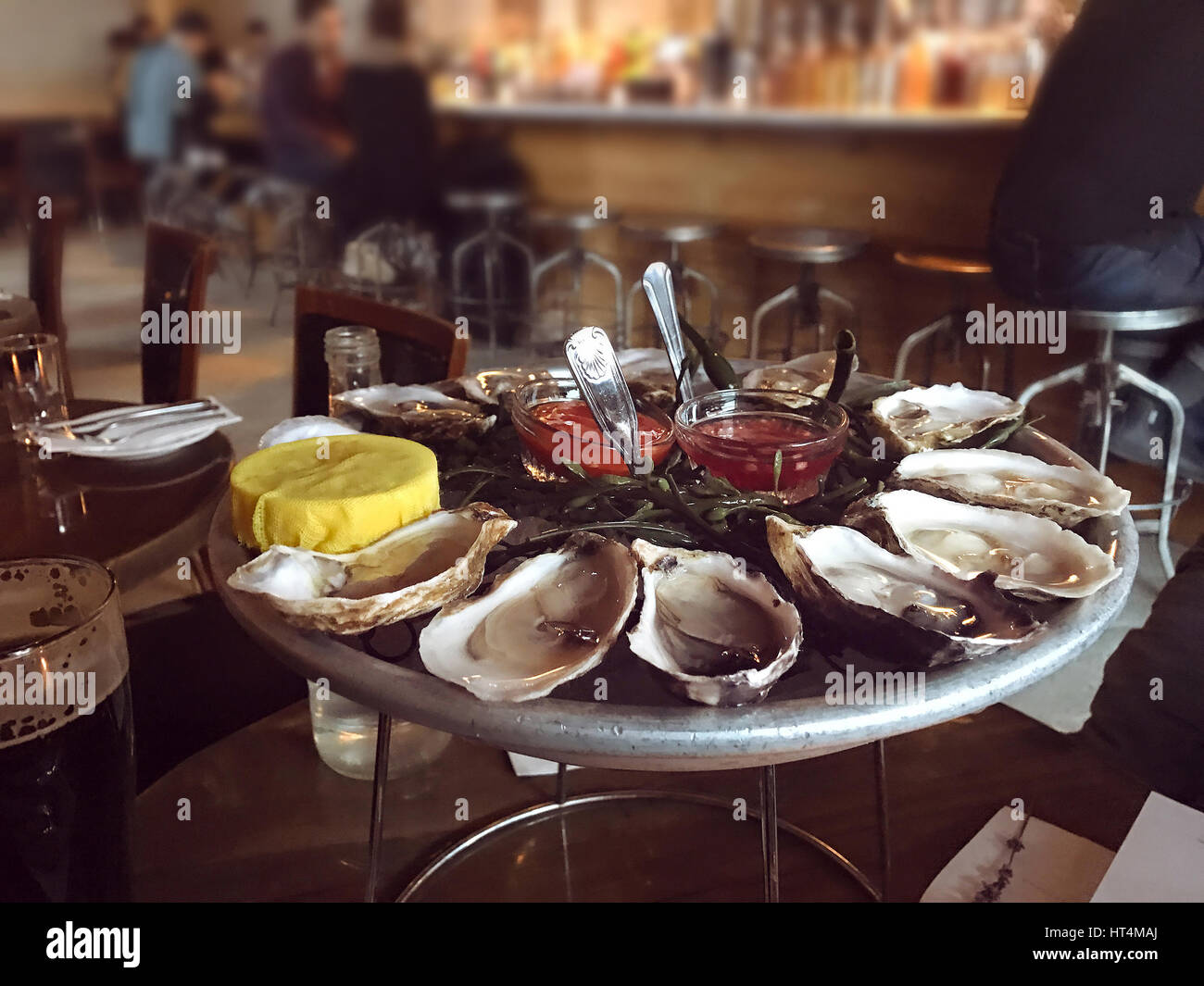 Seafood paris oysters hires stock photography and images Alamy