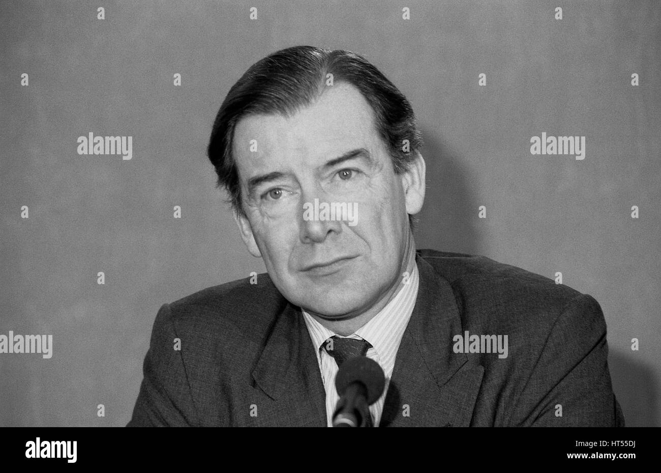 Rt. Hon. Ian Lang, Secretary of State for Scotland and Conservative party Member of Parliament for Galloway and Upper Nithsdale, speaks at a party press conference in London, England on February 26, 1992. Stock Photo