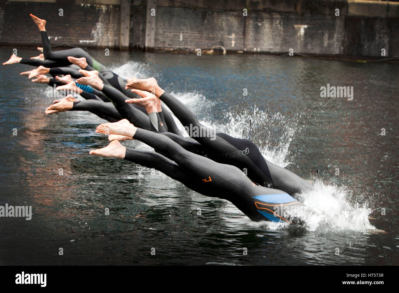 shift picture by Chris Bull 1/7/12 British Gas Great Manchester Swim at Salford Quays . Stock Photo