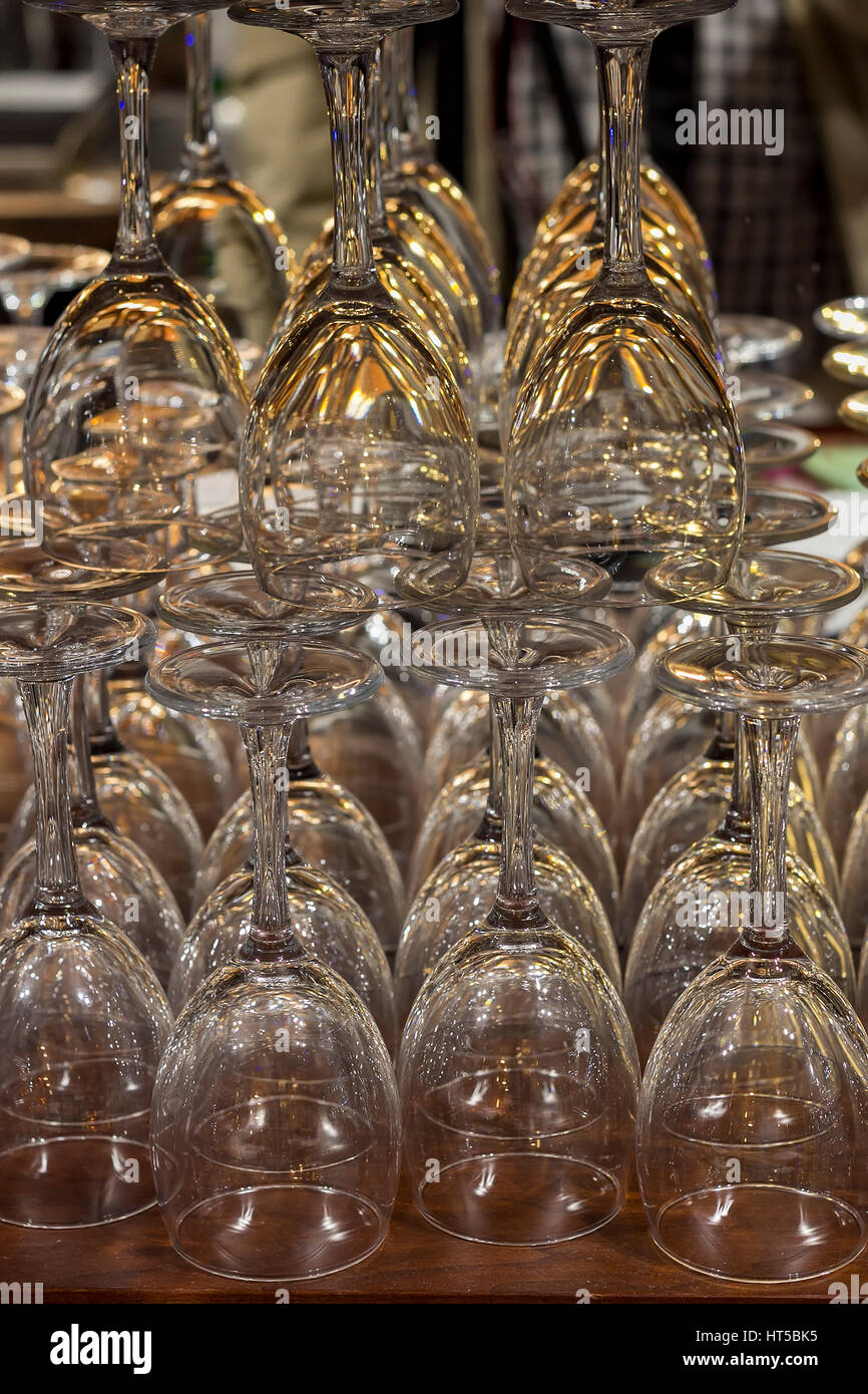 Row empty wine glasses on a table hi-res stock photography and images ...