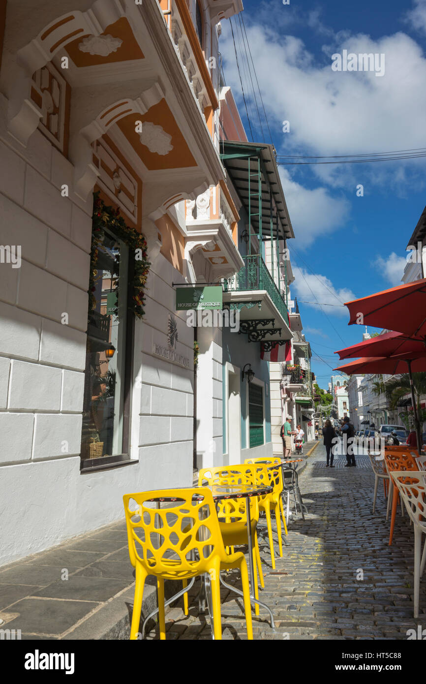 OUTDOOR CAFE TABLES CALLE DEL CRISTO OLD TOWN SAN JUAN PUERTO RICO ...