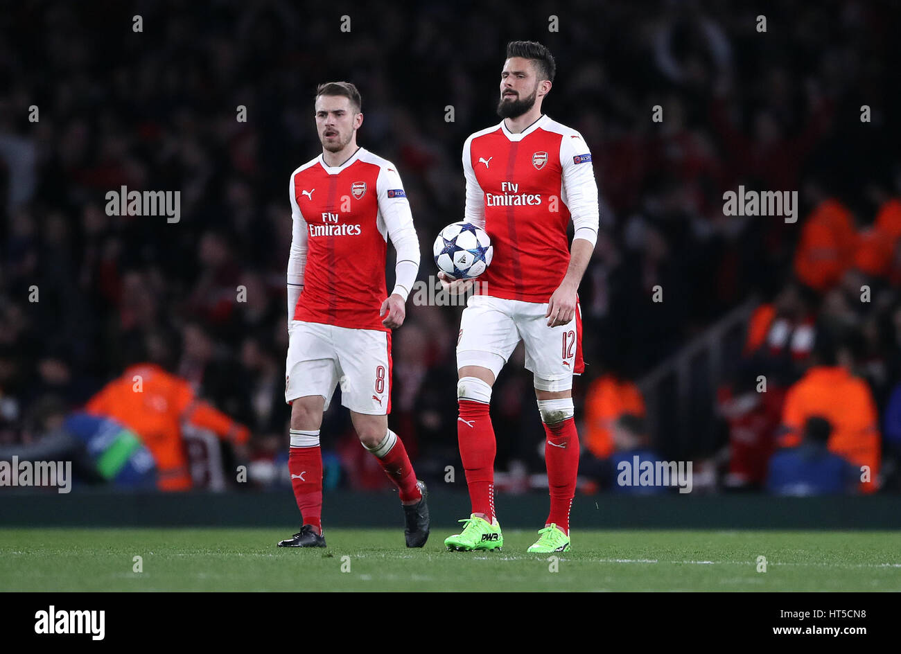 Giroud, Ramsey and Sanchez Model Arsenal FC's 2016 Retro Range
