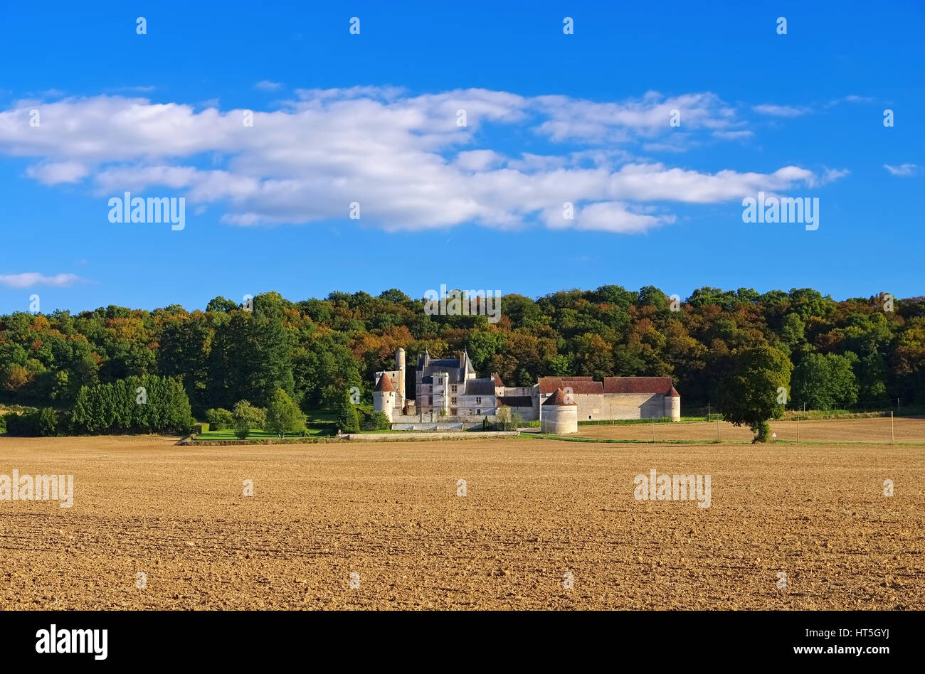 Chateau de faulin licheres hires stock photography and images Alamy