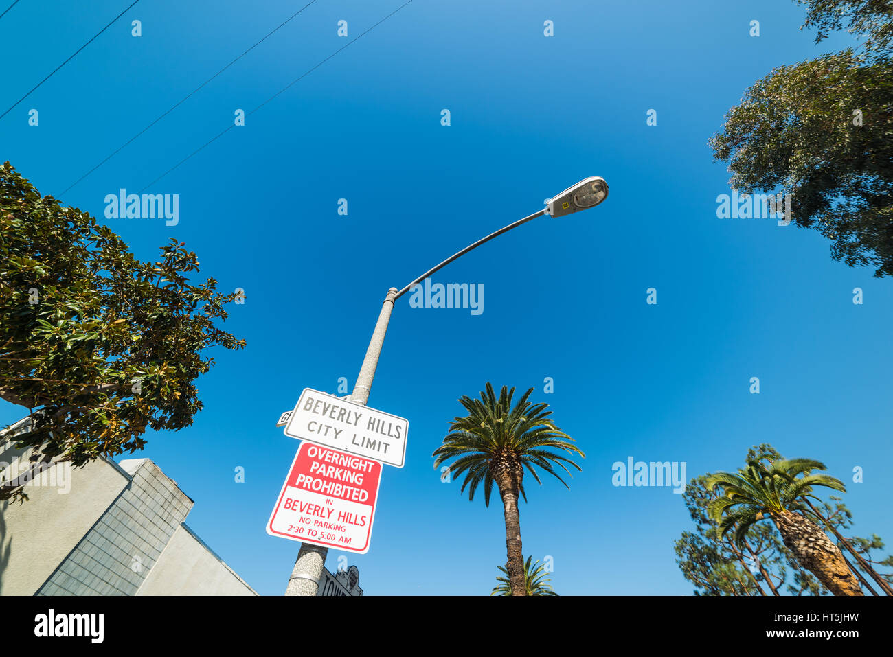 Beverly Hills city limit sign, California Stock Photo - Alamy