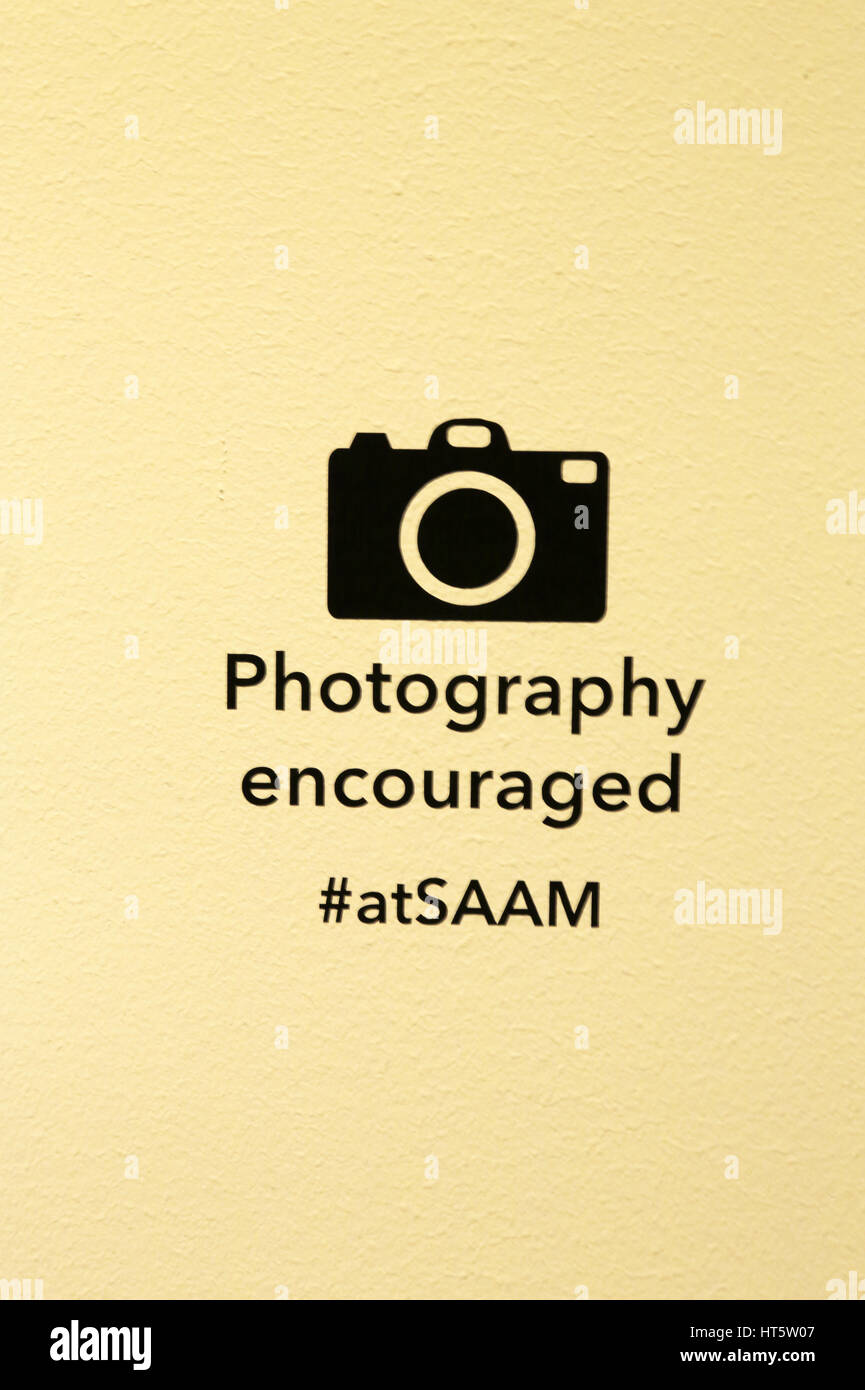 Photography Encouraged sign in the gallery of Smithsonian American Art ...