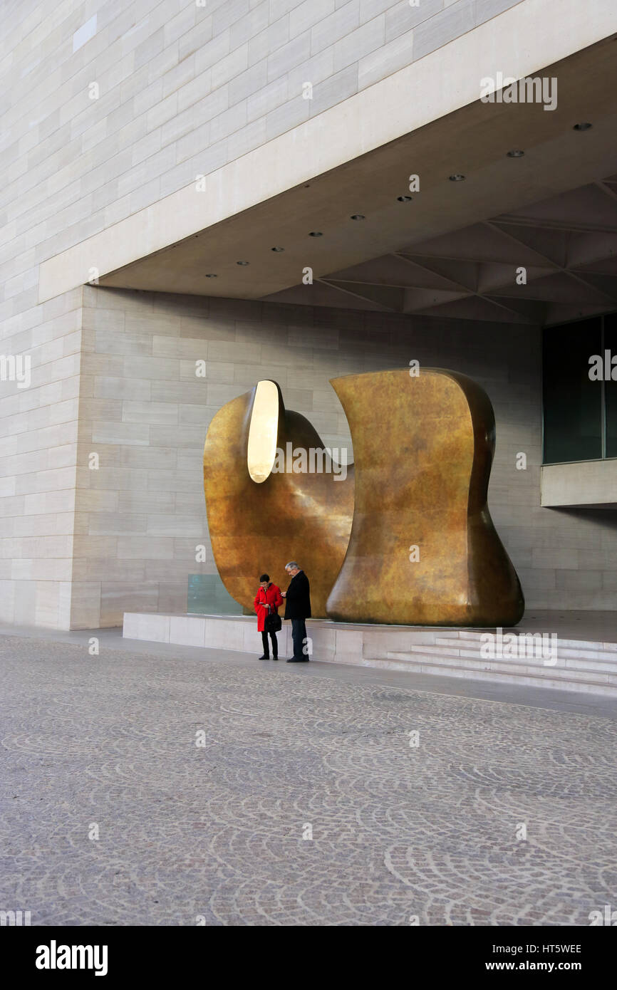 Henry Moore's sculpture of Knife Edge Mirror Two Piece by the entrance of East Building of National Gallery of Art.Washington D.C,USA Stock Photo