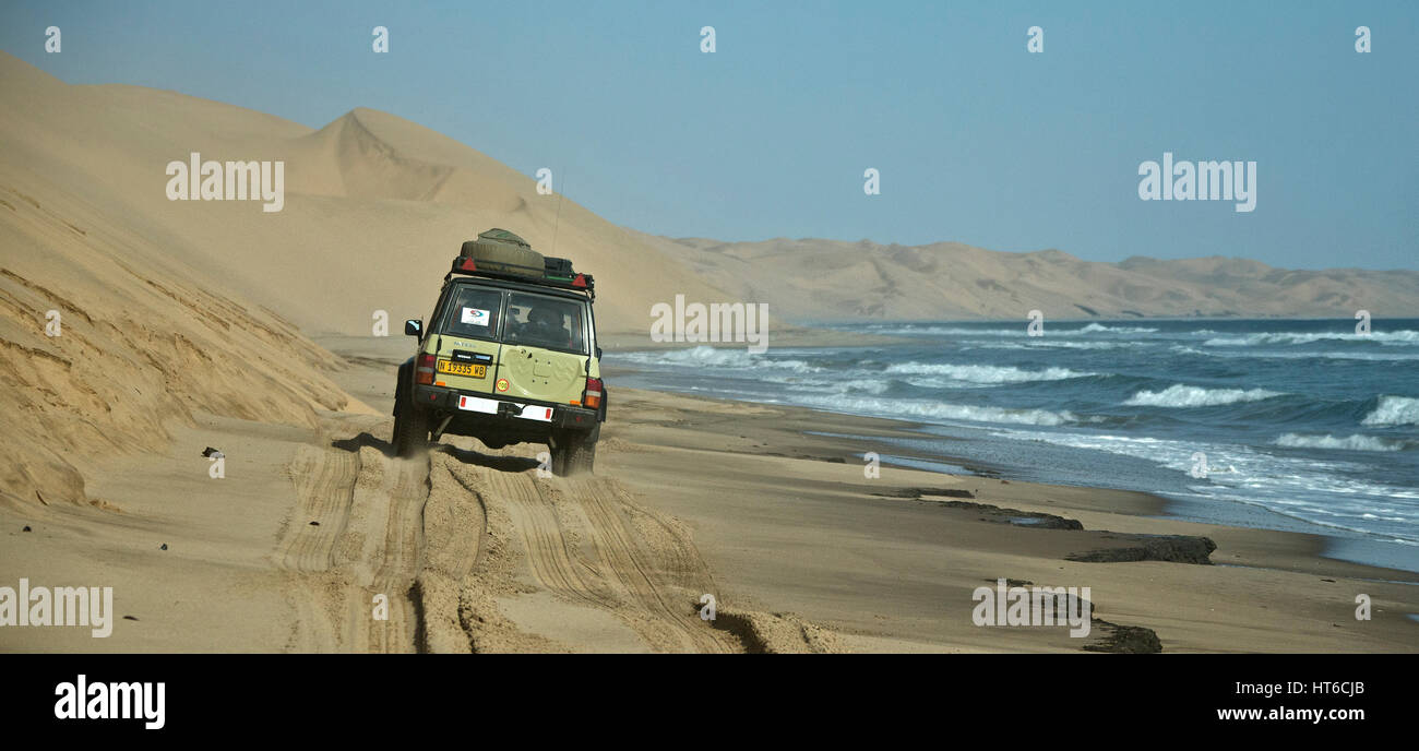 Driving in sand dunes hires stock photography and images Alamy
