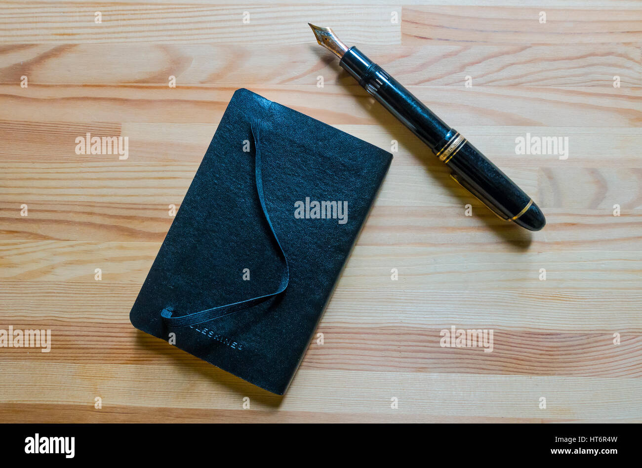 Montblanc Meisterstruck 149 fountain pen and a small Moleskin notebook  Stock Photo - Alamy