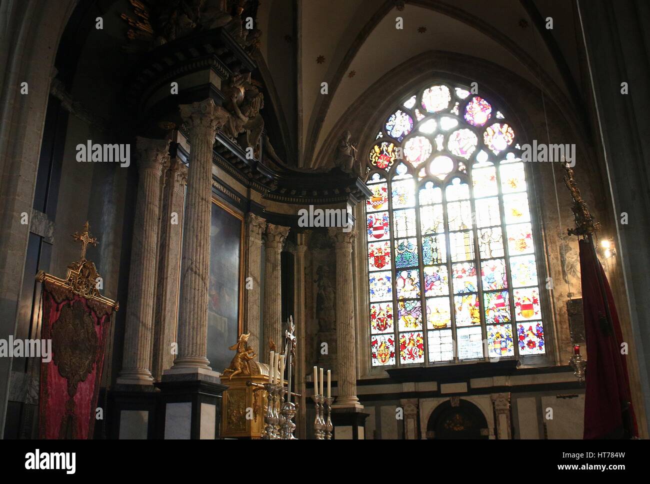 Interior of the Gothic Cathedral of our Lady (Onze-lieve-vrouwekathedraal), Antwerp, Belgium Stock Photo