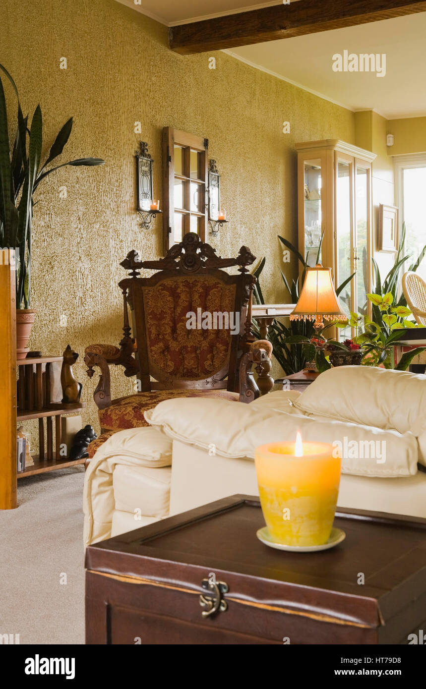 Cream leather interior hires stock photography and images Alamy