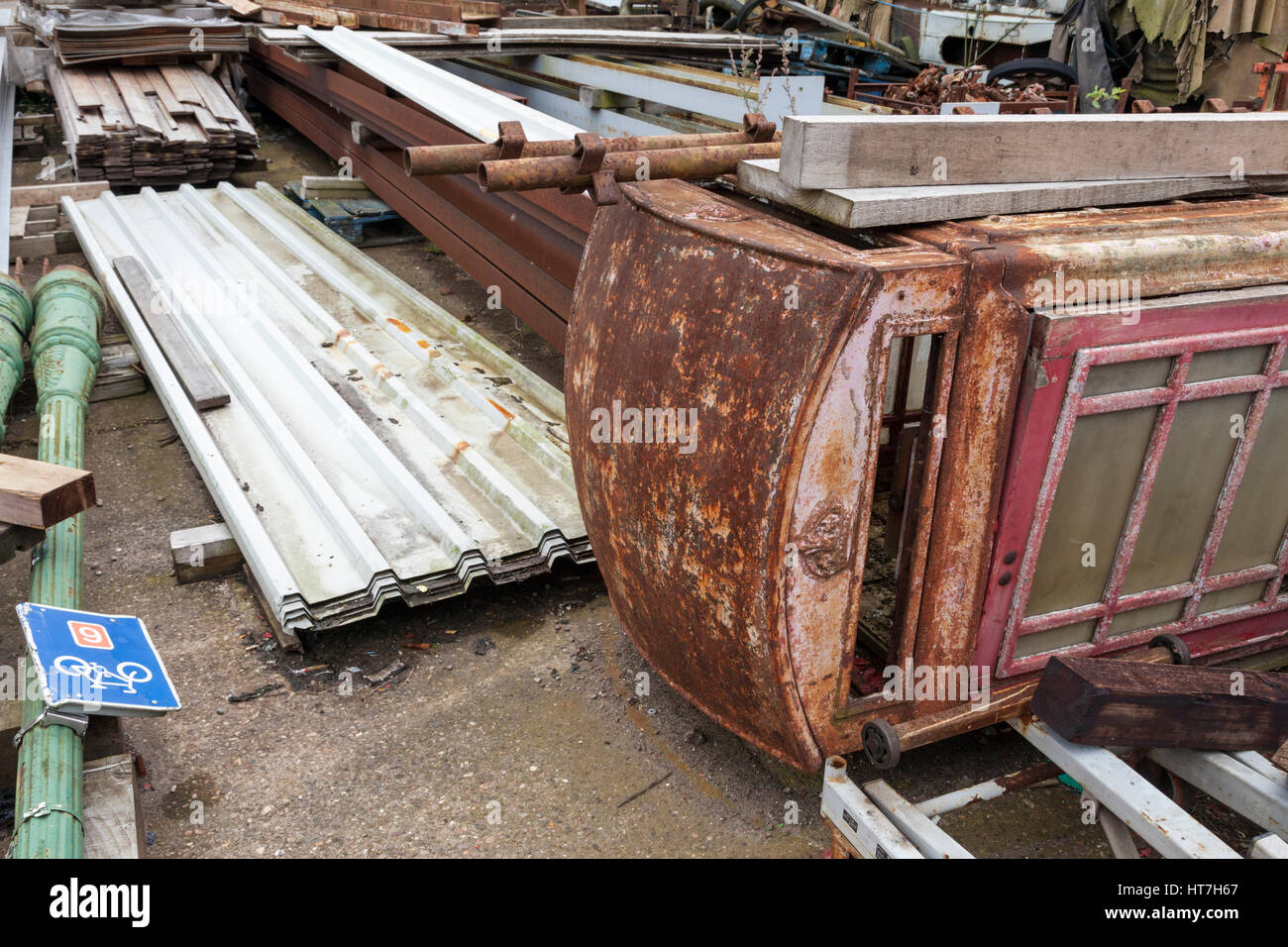 Scrap Metal Uk High Resolution Stock Photography and Images Alamy
