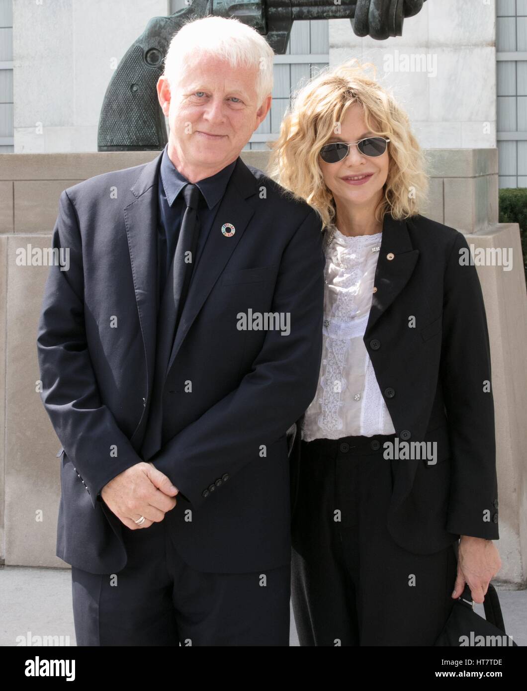 United Nations, New York, USA, September 20 2016 - Richard Curtis (left), filmmaker and founder of Project Everyone and Actress and Producer Meg Ryan during the General Assembly 71th Session Participated on a Special SDGs Meeting at SDG Media Zone to Mark the First Anniversary of the Adoption of the 2030 Agenda and the Sustainable Development Goals (SDGs) today at the UN Headquarters in New York. Photo: Luiz Rampelotto/EuropaNewswire | usage worldwide Stock Photo
