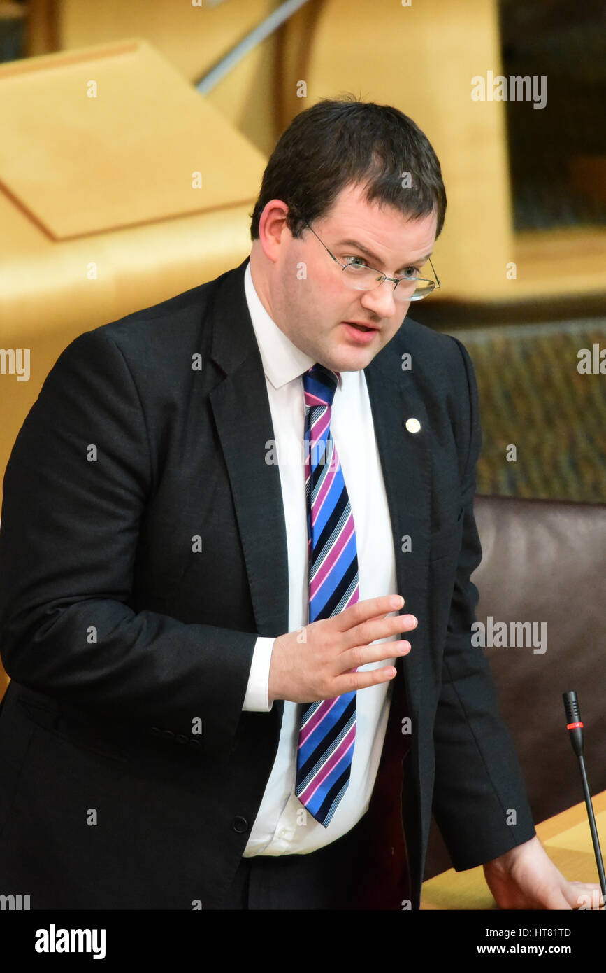 Edinburgh, Scotland, UK, 08, March, 2017. Minister for Childcare and Early Years Mark McDonald speaking during Education Questions in the Scottish Parliament, Credit: Ken Jack/Alamy Live News Stock Photo