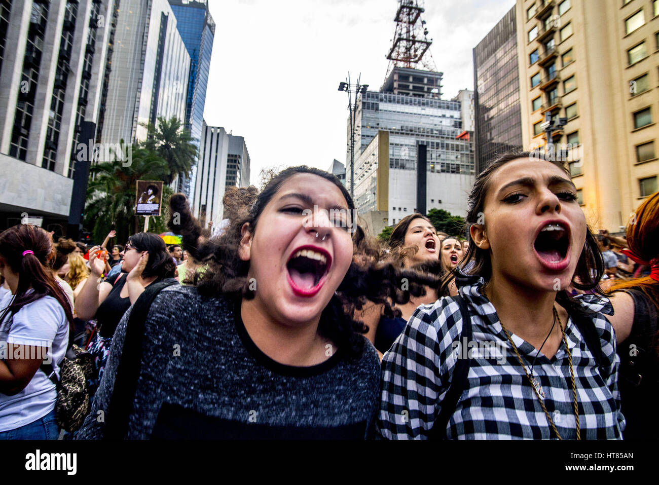 Sao Paulo, Brazil. 8th Mar, 2017. Feminists, trade unionists and social movements from various sectors hold a major unified event in Praça da Sé, central Sao Paulo, on Wednesday, March 8. On the agenda of movements, in addition to historical flags, such as the struggle to end violence against women, equal pay and the right to abortion, the resistance against Pension reform proposed by the Temer government should also be highlighted. Credit: Cris Faga/ZUMA Wire/Alamy Live News Stock Photo