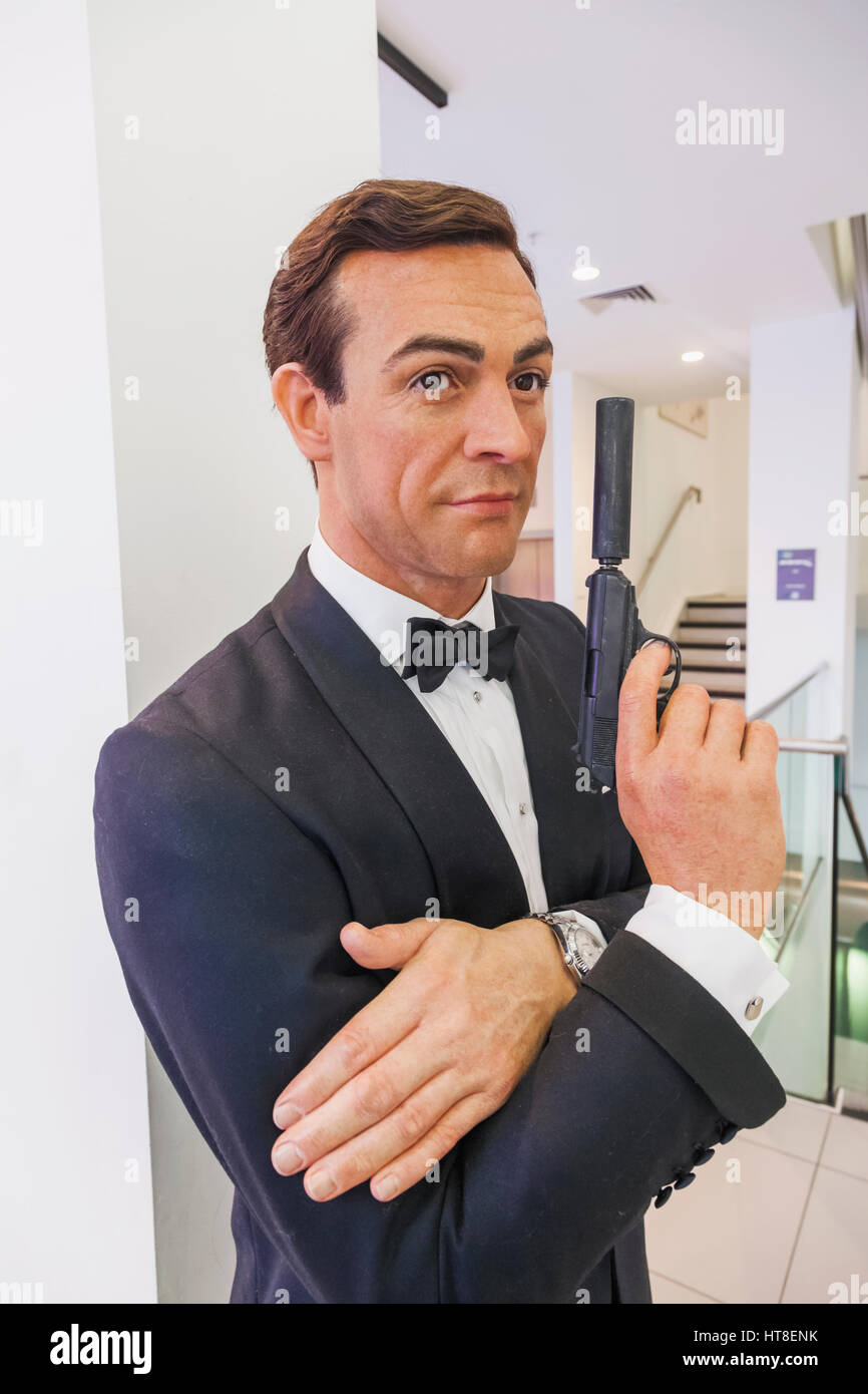 England, London, Covent Garden, London Film Museum, Wax Figure of Sean Connery as James Bond Stock Photo