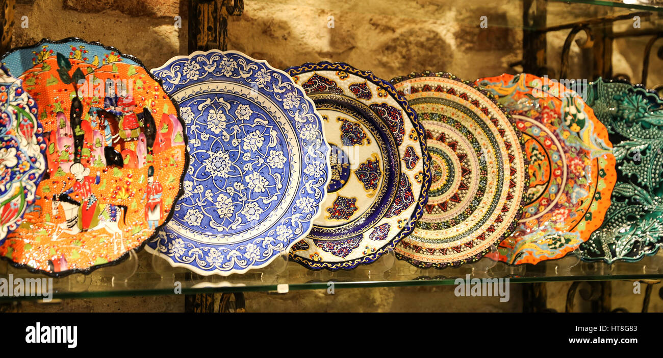 Turkish Ceramics in Grand Bazaar, Istanbul City, Turkey Stock Photo - Alamy