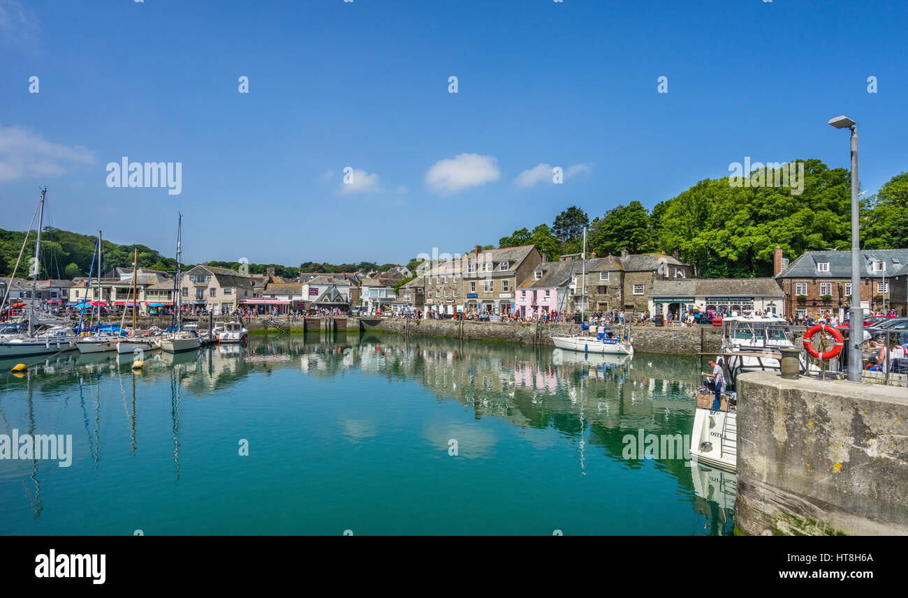 United Kingdom, South West England, Cornwall, Padstow Harbour and quayside Stock Photo