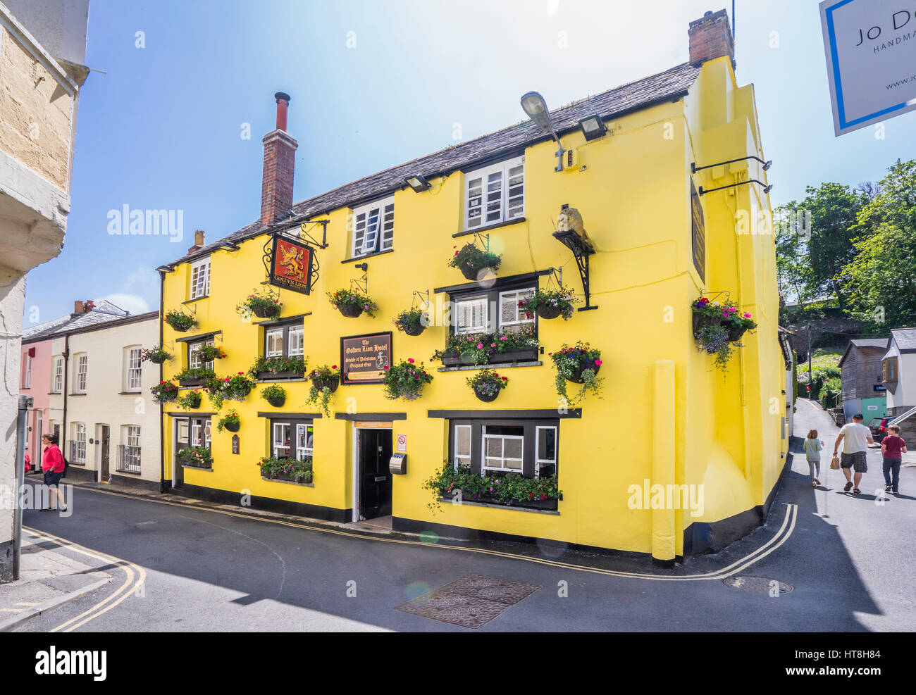 United Kingdom, South West England, Cornwall, Padstow, The Golden Lion Hotel, the oldest inn in Padstow Stock Photo