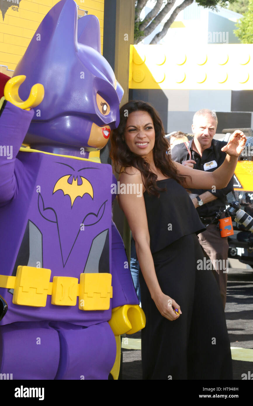 Rosario Dawson Joins 'LEGO Batman' as Batgirl - Rotoscopers