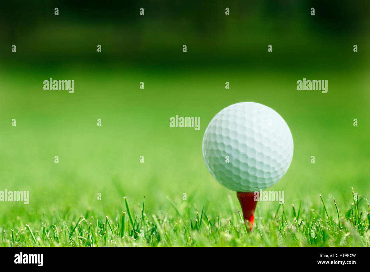 Golf ball close up hi-res stock photography and images - Alamy