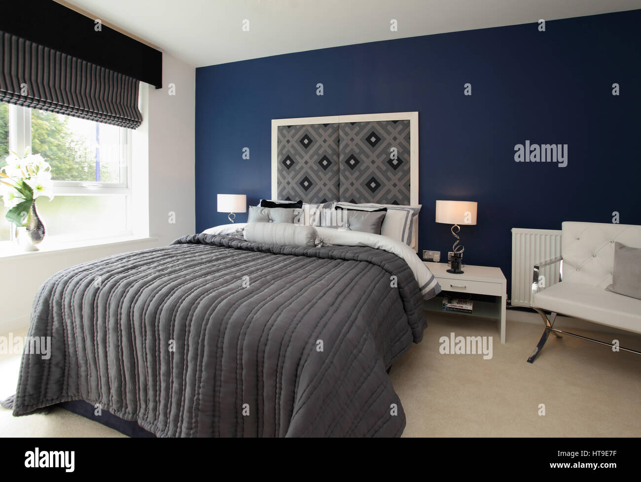 Home Interior Bedroom Blue Decor Bed Spread Padded