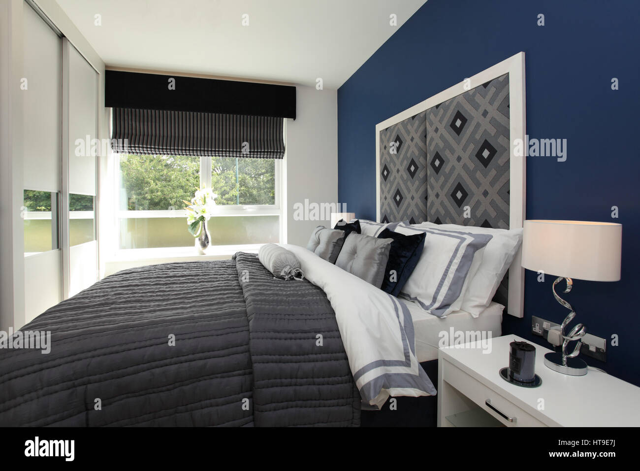 Home Interior Bedroom Blue Decor Bed Spread Padded