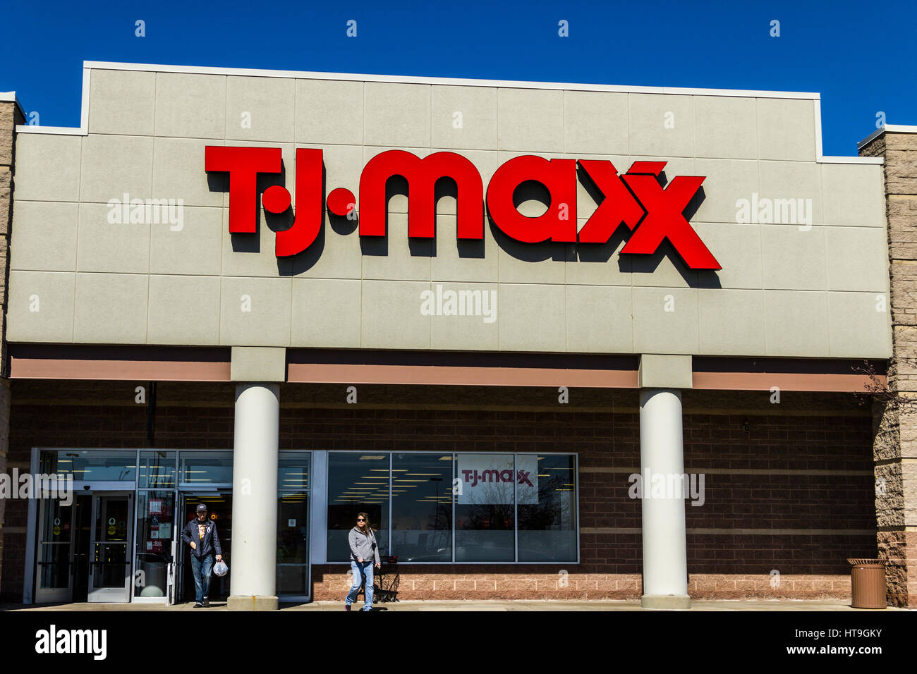 Muncie - Circa March 2017: T.J. Maxx Retail Store Location. T.J Maxx is a discount retail chain featuring stylish brand-name apparel, shoes and access Stock Photo