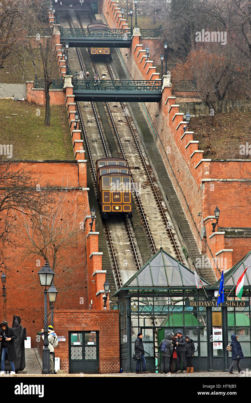 The Budapest Castle Hill Funicular or Budavári Sikló is a funicular railway that leads to the Castle Hill and the Royal Palace. Budapest, Hungary Stock Photo