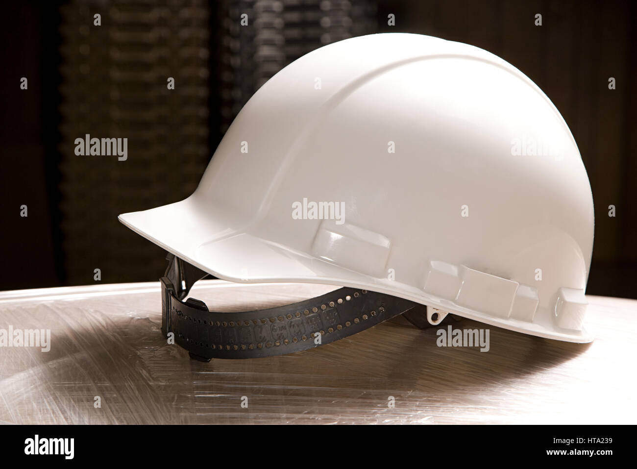 Security hard hat hi-res stock photography and images - Alamy
