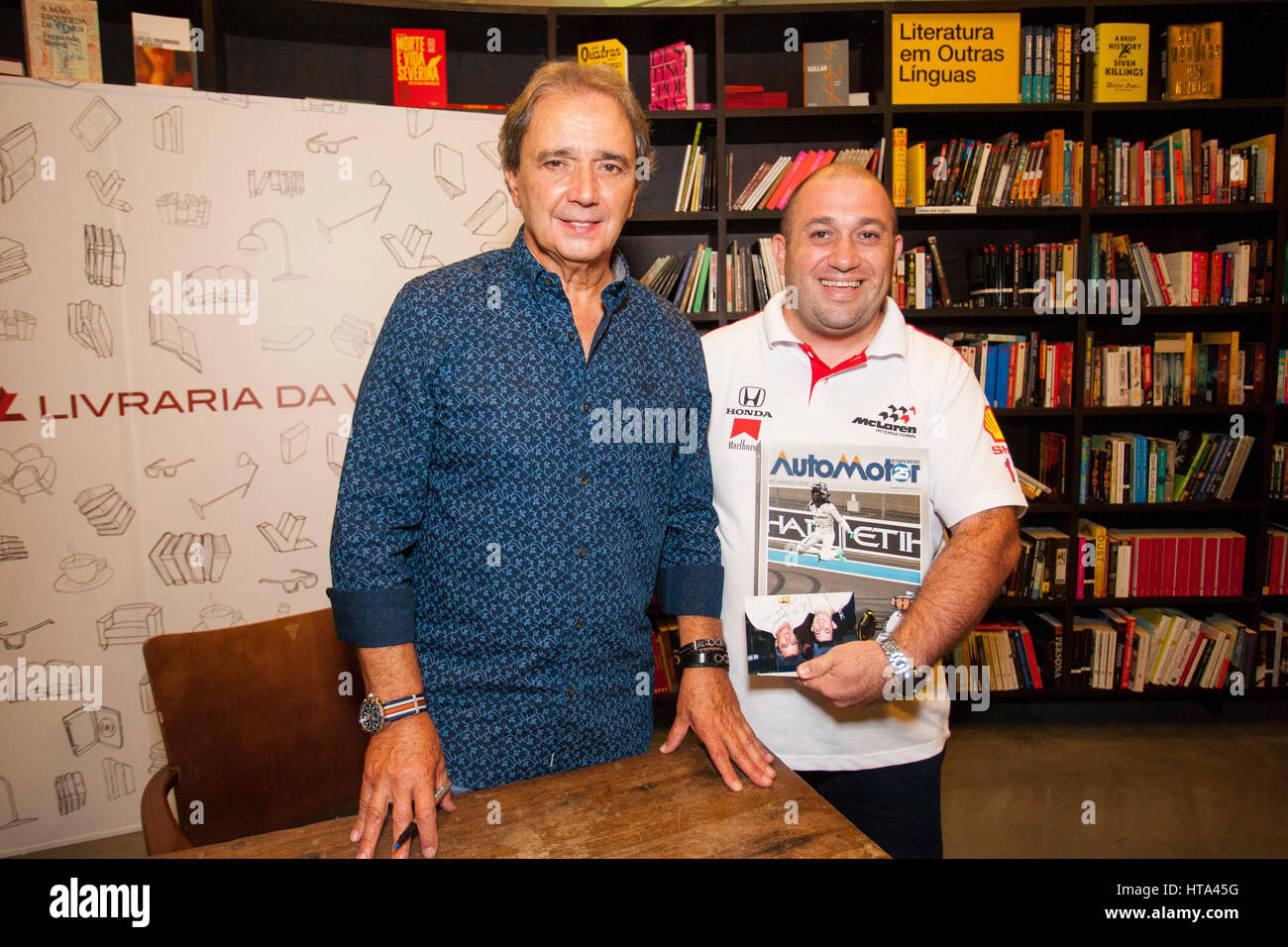 SÃO PAULO, SP - 08.03.2017: JORNALISTA REGINALDO LEME LANÇA LIVRO