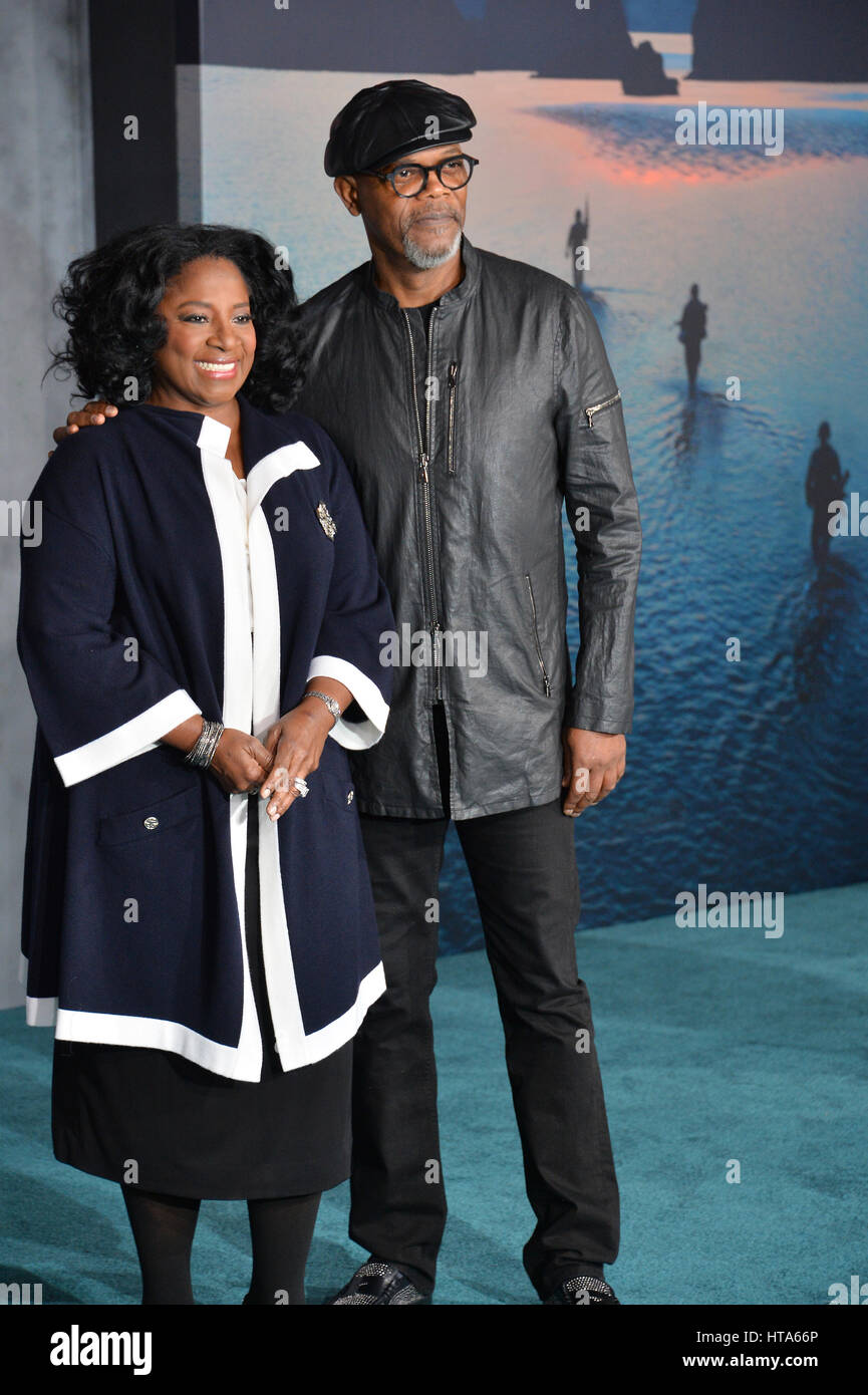 Los Angeles, USA. 08th Mar, 2017. LOS ANGELES, CA. March 8, 2017: Actor Samuel L. Jackson & wife LaTanya Richardson at the premiere for 'Kong: Skull Island' at Dolby Theatre, Hollywood. Picture Credit: Sarah Stewart/Alamy Live News Stock Photo