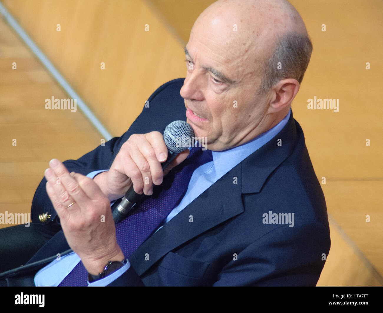 Paris, France. 08th Mar, 2017. Alain JUPPE, former French Prime Ministre and Minister of Foreign Affairs, is giving a conference at the Paris School of International Affairs (PSIA), part of Sciences Po Paris. Credit: Laurent Poinet/Alamy Live News Stock Photo