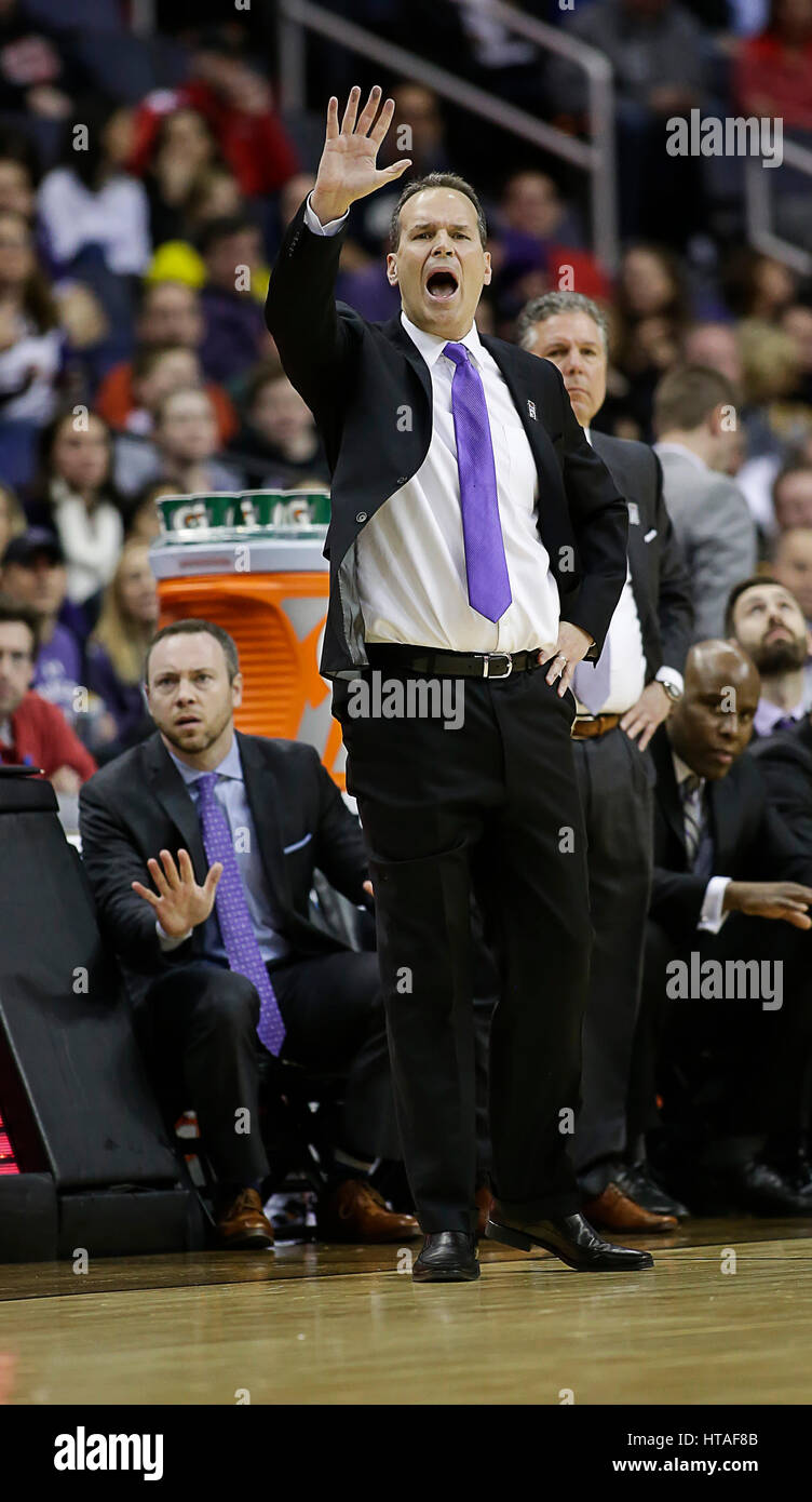 Chris collins basketball hires stock photography and images Alamy