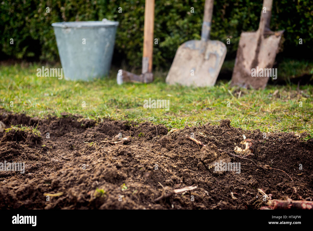 Landscaping tools hi-res stock photography and images - Alamy