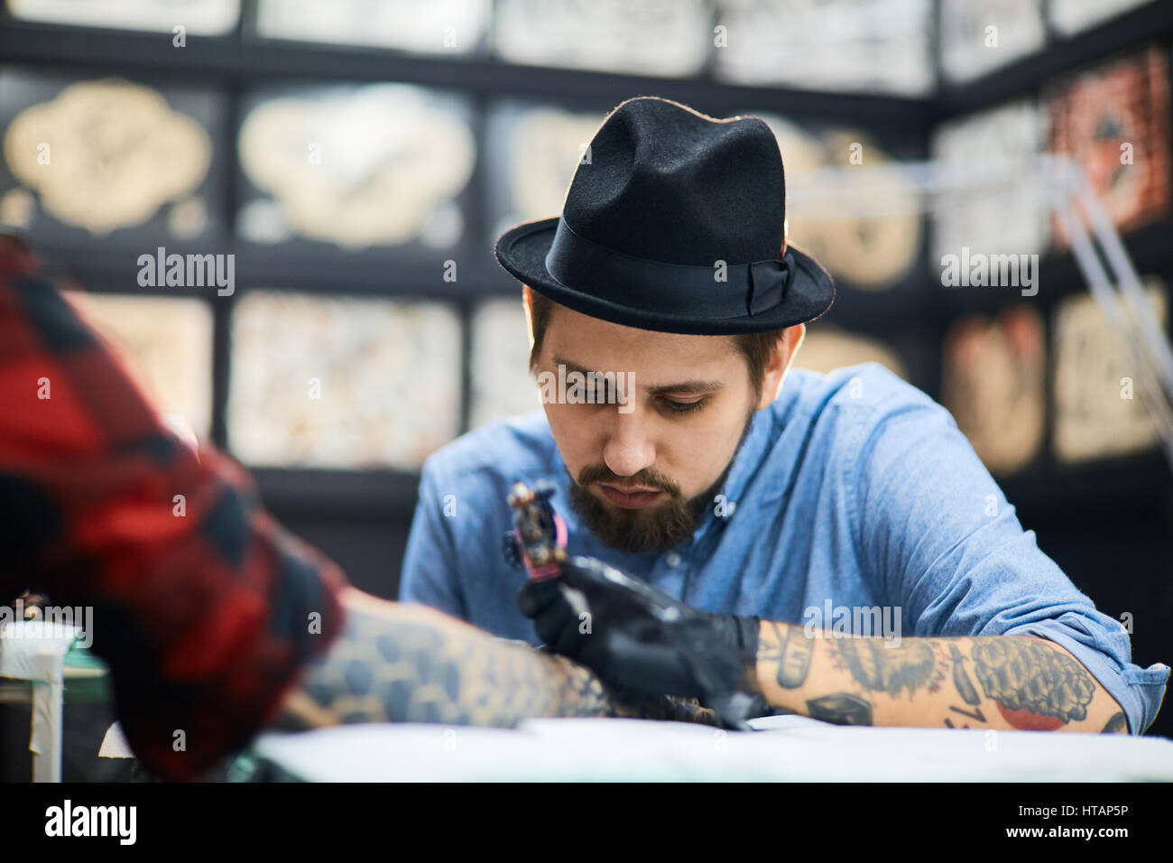 Young man in body paint hi-res stock photography and images - Alamy