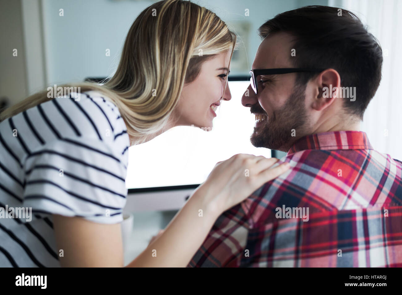 Husband wife working together hires stock photography and images Alamy