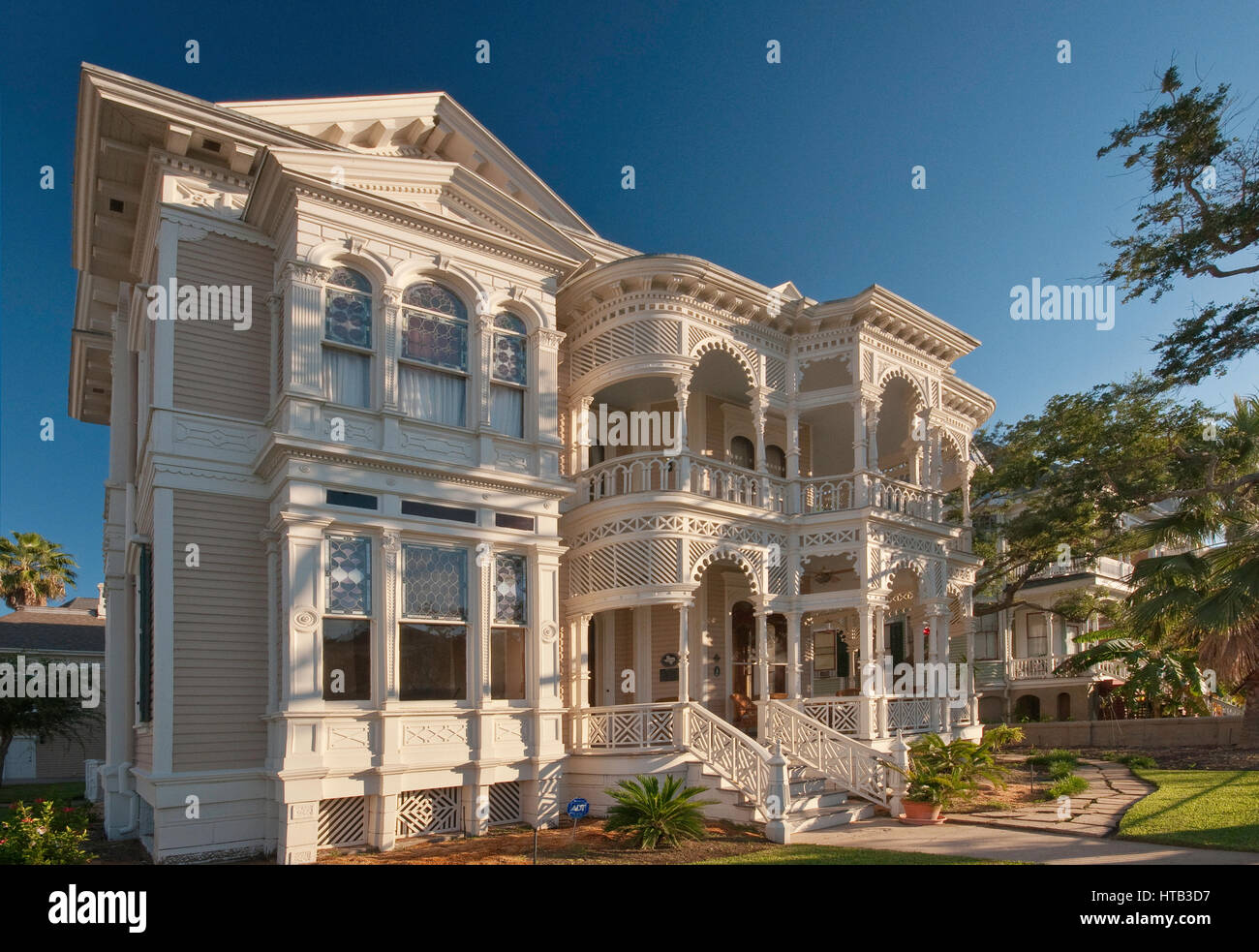 Sonnentheil House, built 1887, Carpenter Italianate style, on Sealy