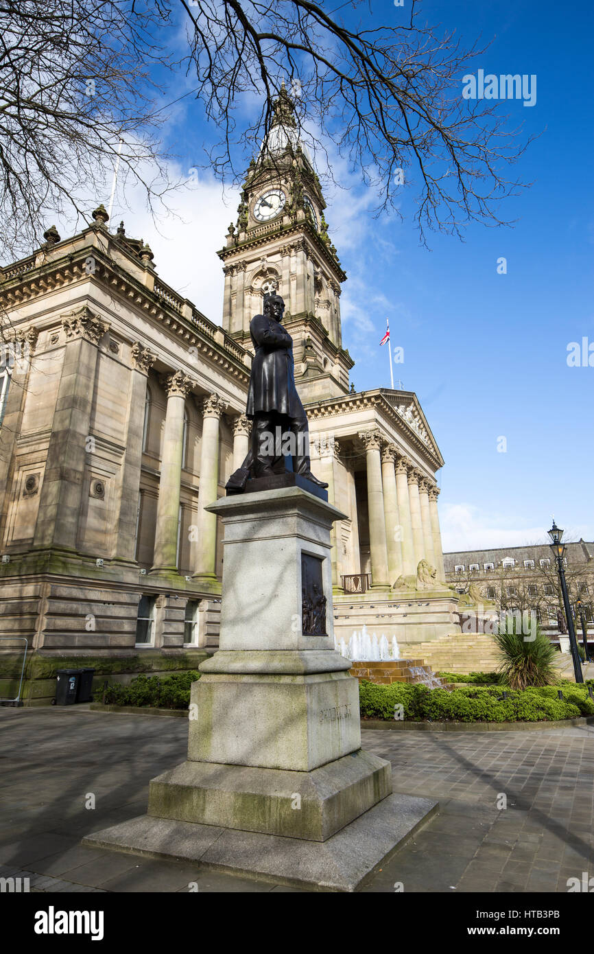 Bolton town hall square hires stock photography and images Alamy