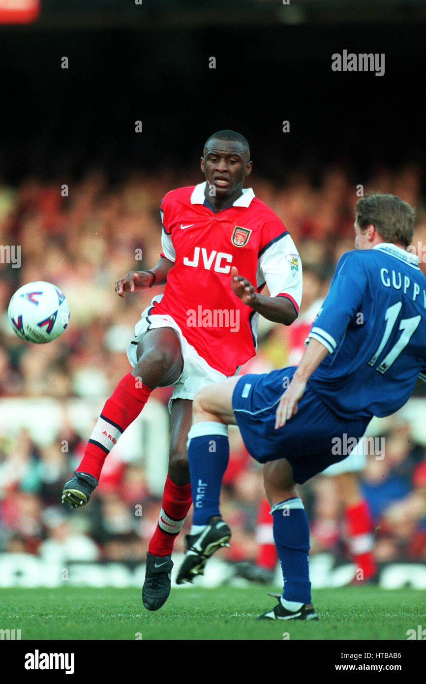 Patrick vieira arsenal fc 21 hi-res stock photography and images - Alamy