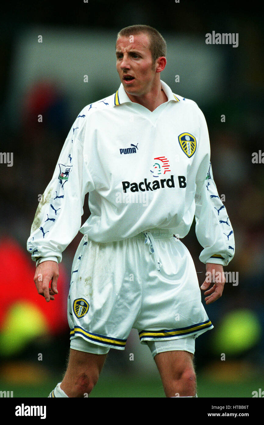 LEE BOWYER LEEDS UNITED FC 20 March 1999 Stock Photo - Alamy